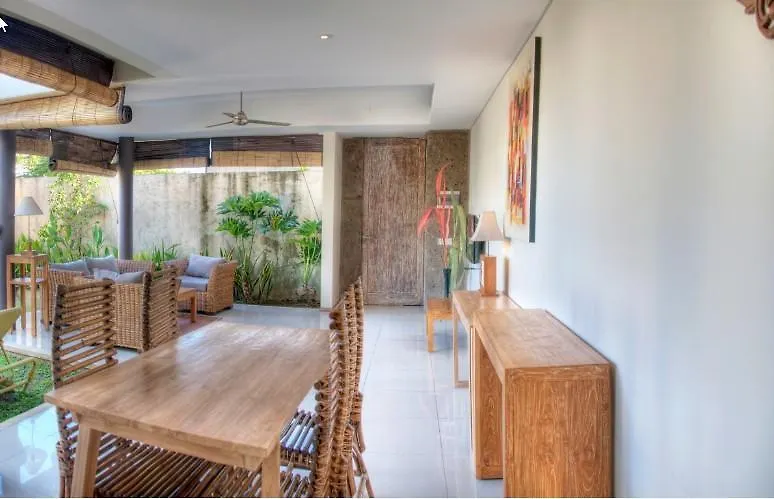 Villa Lestari Seminyak  Seminyak (Bali)